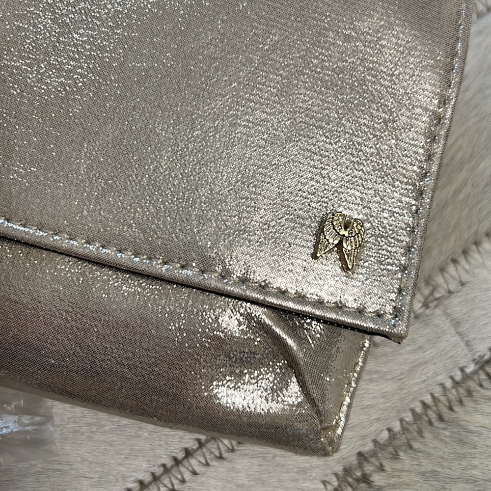 Victoria’s Secret 3 pieces set mini hair straightener - Picture 5 of 9